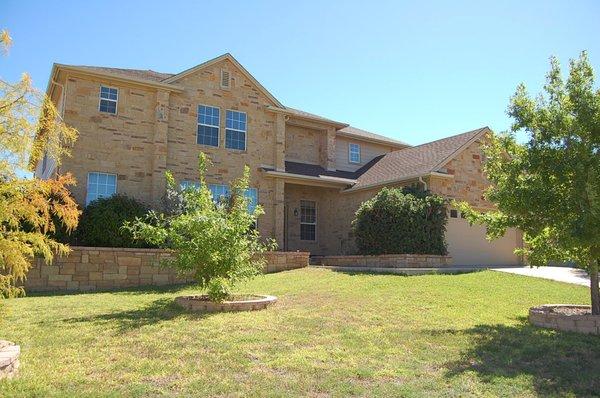 House for Lease in Austin Texas!  Huge Family Size (over 5300 sft) and Pets Okay!  Avail Feb2019.