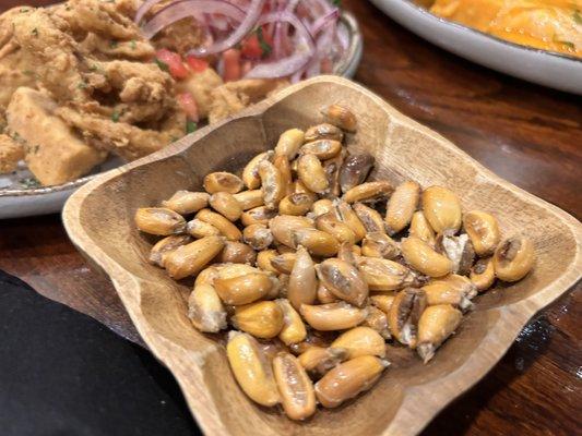 Complimentary snacks: dried corn, yummy