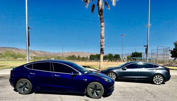 Metallic Blue Tesla Model 3 & Metallic Silver Model 3