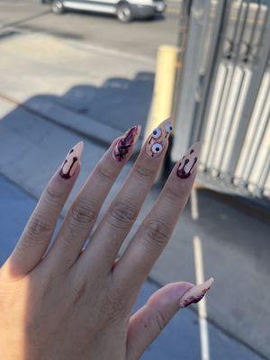 Scary Halloween nails