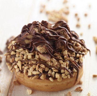 peanut butter cup donuts