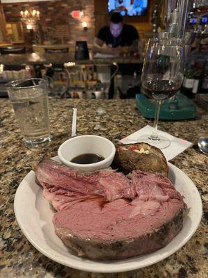 King cut prime rib