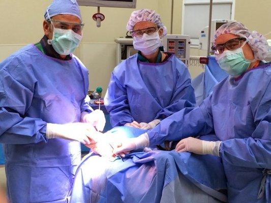 Dr. Yale & Dr. Curesky during Bunion Surgery