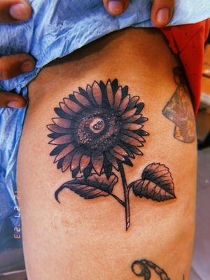 got matching sunflowers with my aunt