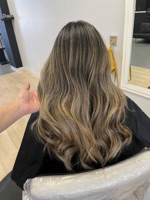 Baby lite caramel balayage