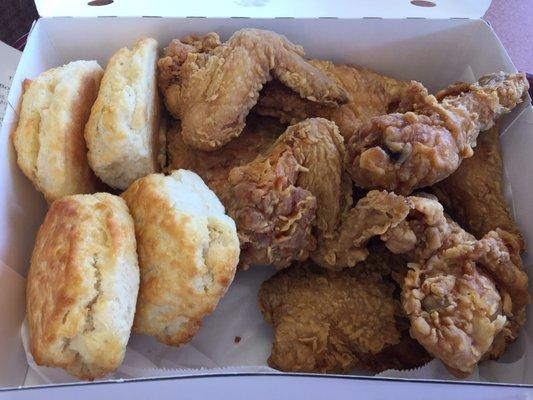 8 piece chicken with biscuits