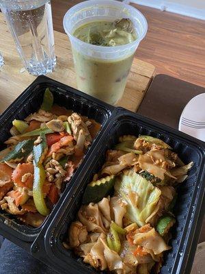 Top: Green Curry Left: Cashew Chicken Right: Pad See Ewe