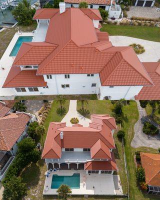 Completed Worthouse metal roofing system in Nokomis Florida.