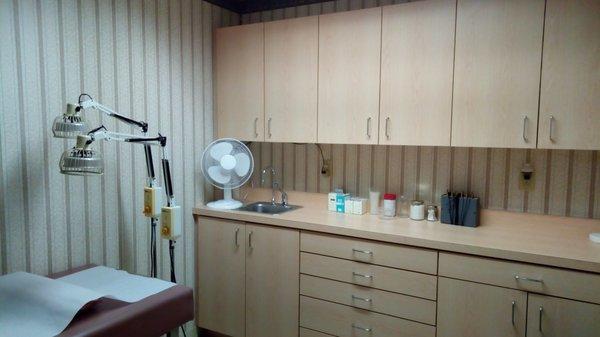 Acupuncture treatment room