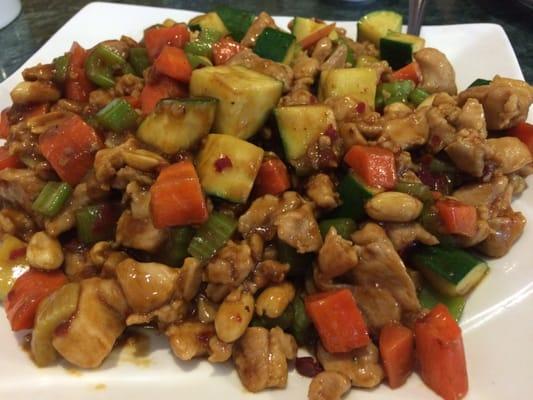 Kung Pao Chicken is good