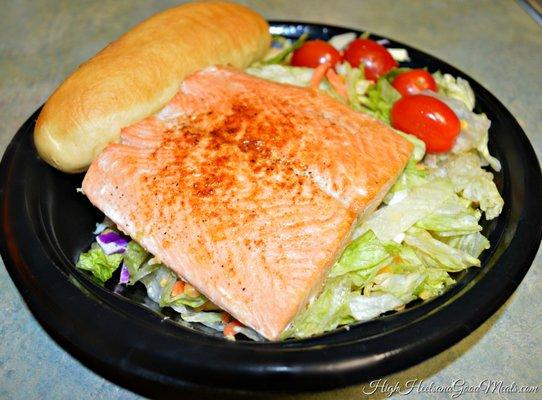 D-Lites menu: Wild Alaskan Salmon Salad