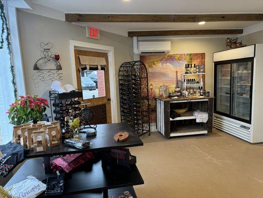 Small wine shop attached