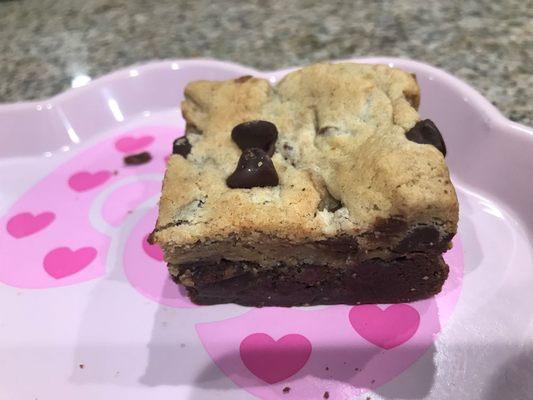 Oreo Brookie - aka Slutty Brownie. Sinfully delicious.