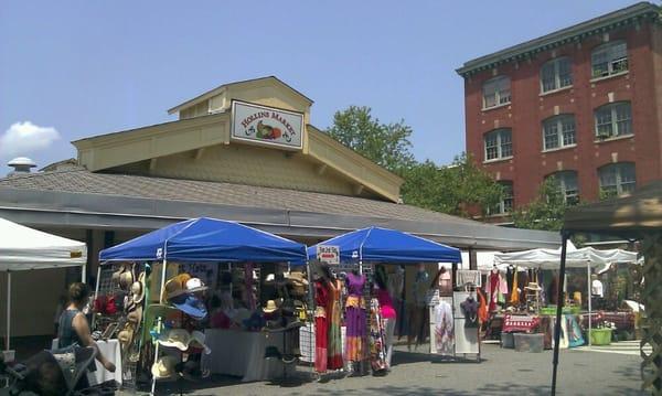 Front of the market during SoWeBo Festival!