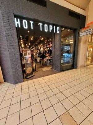 Hot Topic