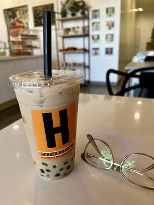 Large Coconut Milk Tea w/ boba $6.5