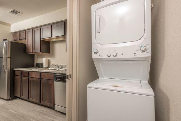 Eagle Heights Pleasanton - Stacked washer and dryer