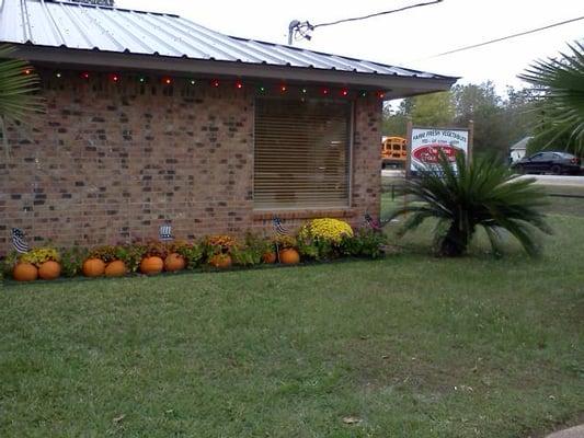 Picture of the Restaurant sign so you don't miss it.