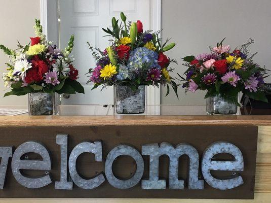 Table arrangements  for entryway or office. Great for the home!