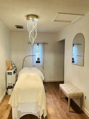 Facial room