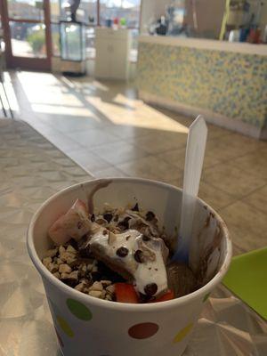 Yogurt Lounge