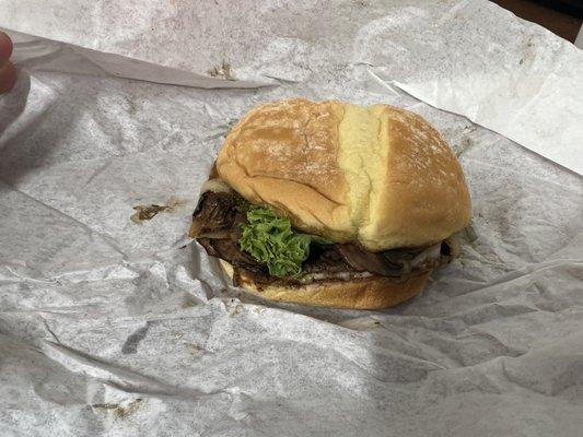 Supposed to be "the art of French fry burger.    Looks smashed and has no fries.