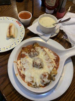 Baked Cannelloni with Meatballs and Broccoli Soup