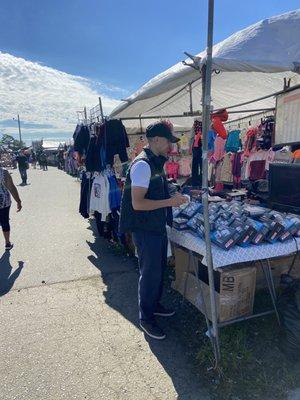 Boulevard Flea Market