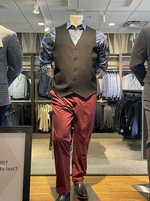 Robert Graham 2xlt, w/ Oak Hill Tech Pants, Synrgy vest & Stacy Adam's Chelsea boots..  & everything available in B+T sizes!?! Yes!!!