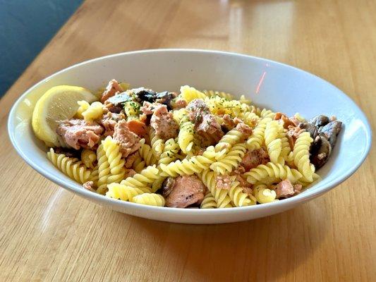 Salmon & mushroom pasta (gluten free/dairy free version)