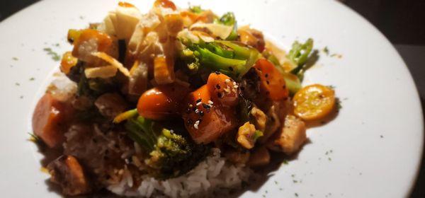 Teriyaki chicken with rice and veggies