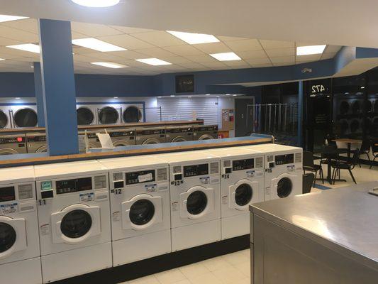 From small double load to giant 80lb machines, we have what you need to get you laundry done!