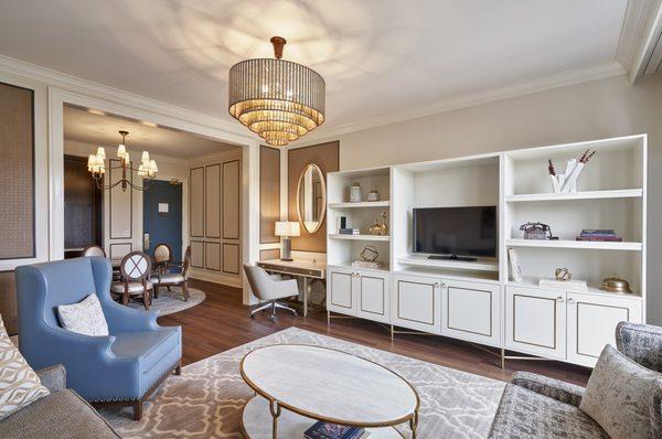 Our Family Suite has plenty of space to welcome you home. A one-of-a-kind unwind.