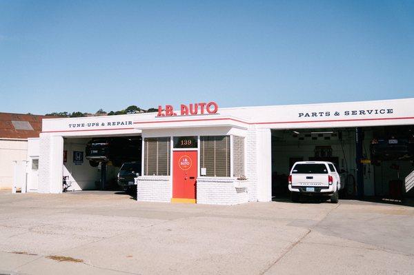 View of the shopfront from Traffic Way