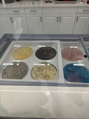 Ice cream display