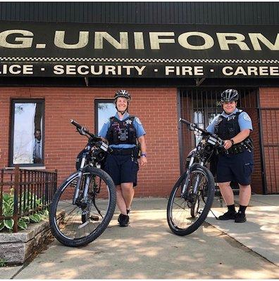 CPD Bike Patrol paying JG a visit.