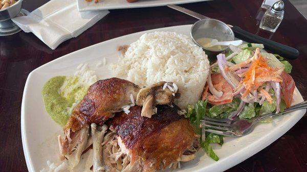 Quarter chicken with rice and salad