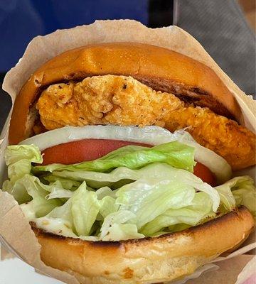 Crispy chicken sandwich