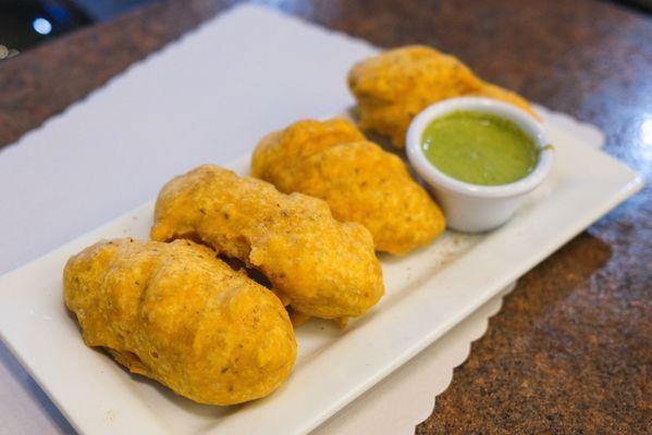 Aloo Bajji (4-Pieces)