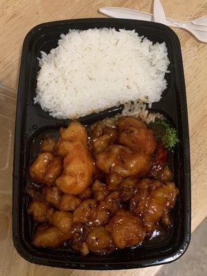 General Tso Chicken Combination