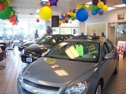 Portsmouth Chevy Showroom