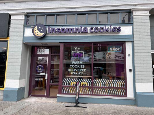 Insomnia Cookies