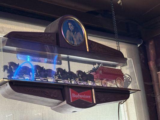 Classic Budweiser decor!