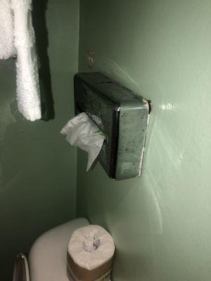 Tissue paper holder in bathroom.