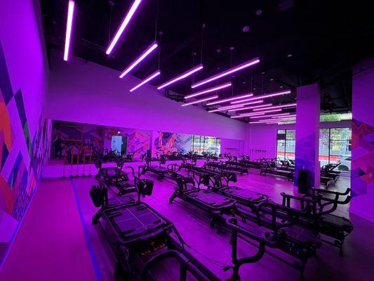 FITNESS STUDIO. LAGREE ROOM