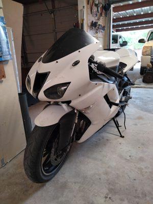 My zx6r is in perfect condition thanks to Erick!