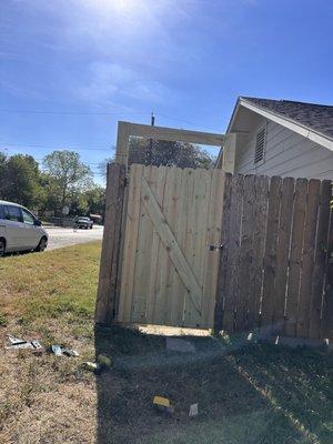 Gate fixed!