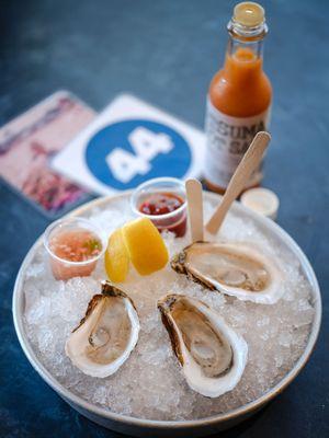 Oyster Happy Hour