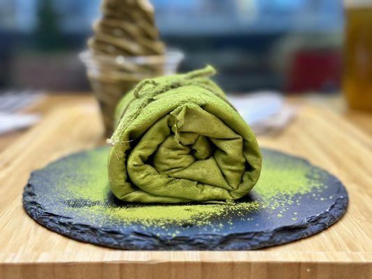 Matcha Redbean Towel Cake