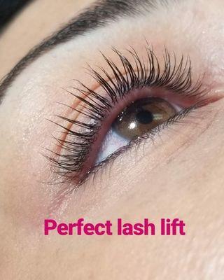 A lash lift-and-tint treatment involves two separate processes, both designed to give you beautiful, fluttery eyelashes for weeks.